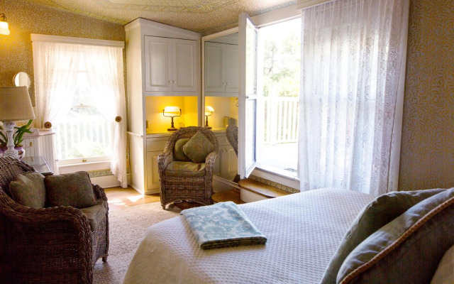 Simpson House Inn