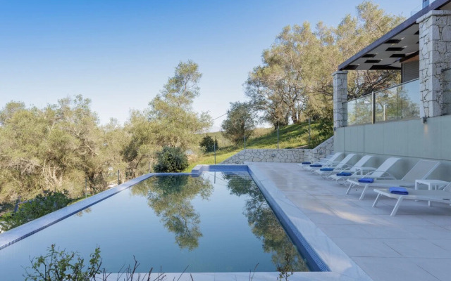 Villa Breeze & Villa Coco by Konnect Avlaki Beach