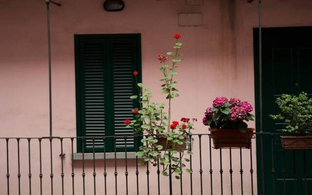 Hintown China Town Flat