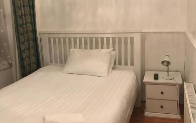 Manor Lodge Guesthouse