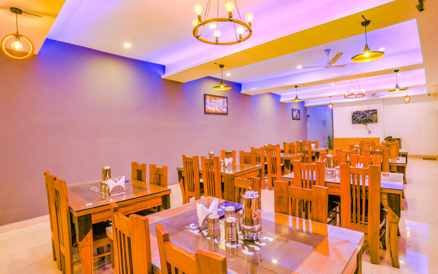 Fabhotel The Kiara
