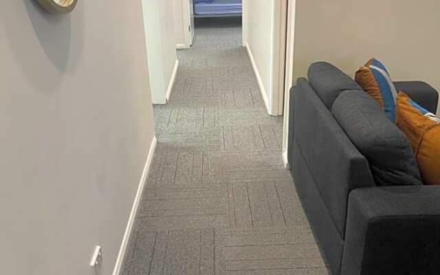 Budget Motel Rooms, 1Short St Morisset