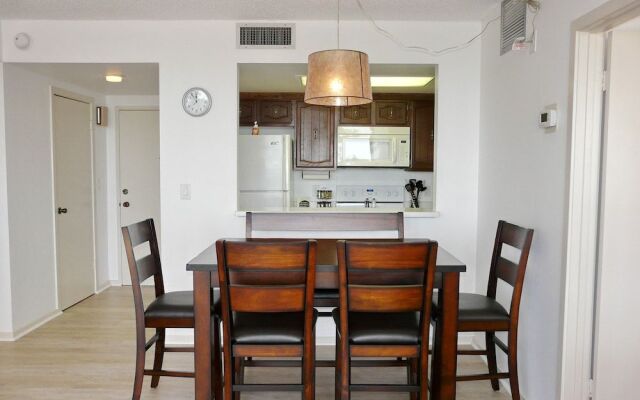 Inviting Beachfront Condo With Large Balcony and Pool