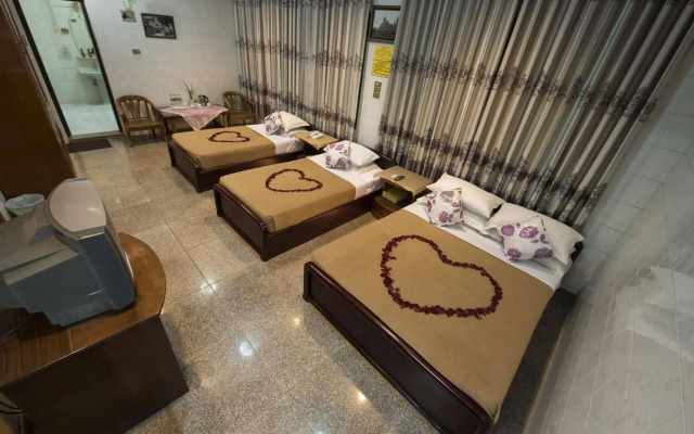 Mann Myanmar Inn