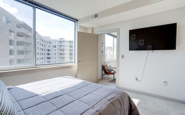 Trendy n Exclusive Apto at Crystal City