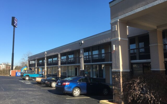 Knights Inn - Newport, TN