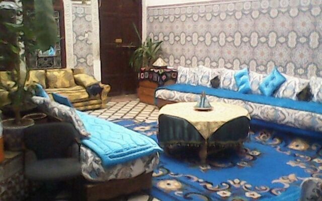 Dar Lahnin ( Chez L'Habitant )