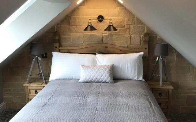 Farnley Tower Guesthouse