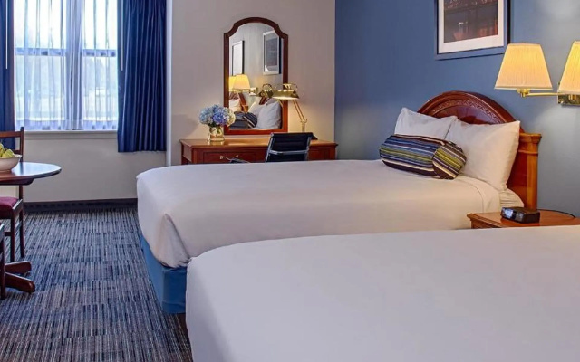Federal City Inn & Suites