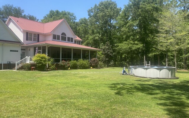 Cozy Country Living