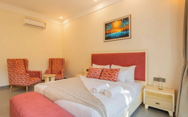 Luxe 4 BHK Villa Near Popular Beaches with Private Pool