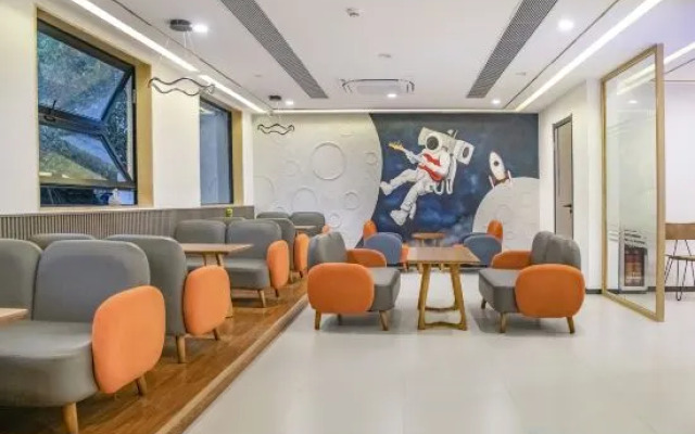 Lemei Yu Hotel Apartment (Guangzhou Pazhou Convention and Exhibition Center Yuancun Subway Station)