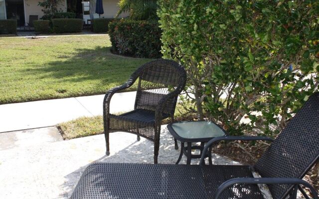 Jamaica Royale 004 - 1 Br Condo