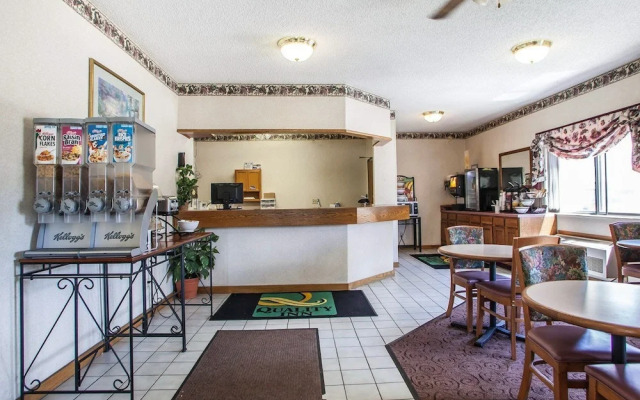 Econo Lodge