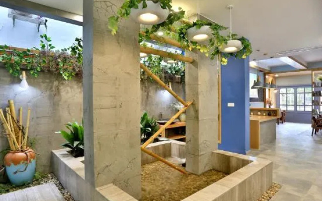 Wuzhen Lanshe Design Hotel