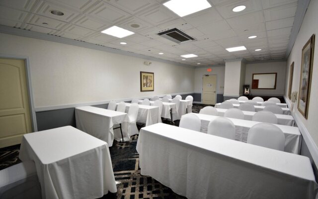 Holiday Inn Hazlet by IHG