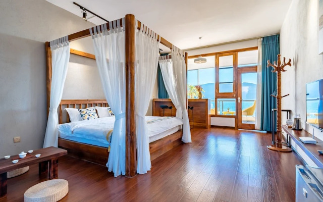 Floral Hotel Dali Shanhaiyiyu Lakeview