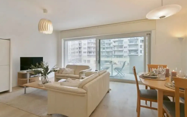 Cosy Family Apartment With Parking Near the Beach