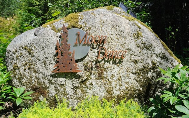 Moon Dance Vacation Rentals