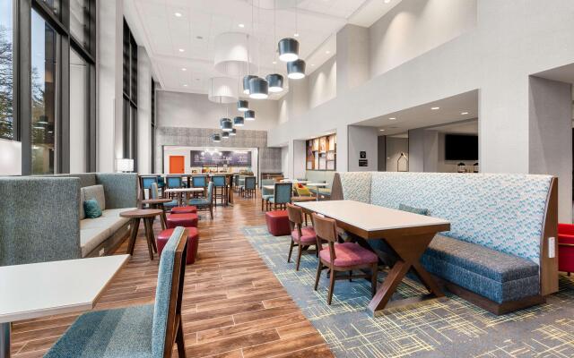 Hampton Inn & Suites Portland Tigard