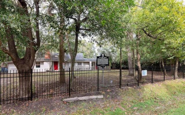 The Van Zant House
