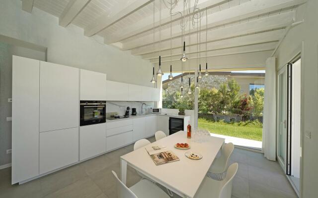 Villa Ester - P.IVA in Moniga del Garda