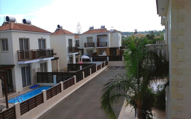 Amadora Luxury Villas