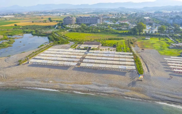 Sunmelia Beach Resort