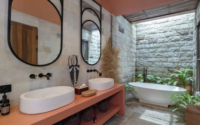 Villa Dreamer by Villa Finder