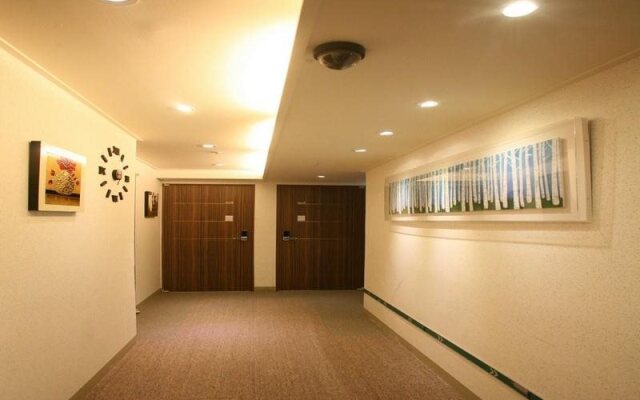 Shinhwa Premium Guesthouse