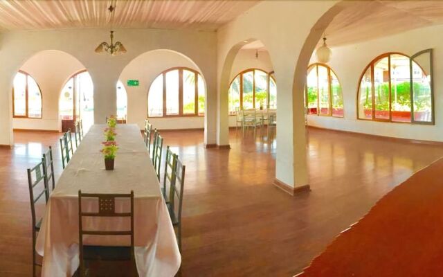 Chinchorro Eco Club Hotel Marina