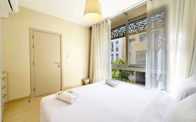 Xuru Stays I Roomy & Relaxed 1bdr @ Mangroovy Free Beach & Pool