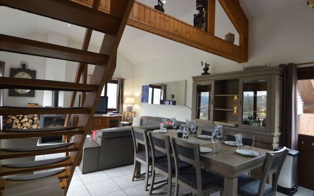 Luxurious Holiday Home in Coo With Garden