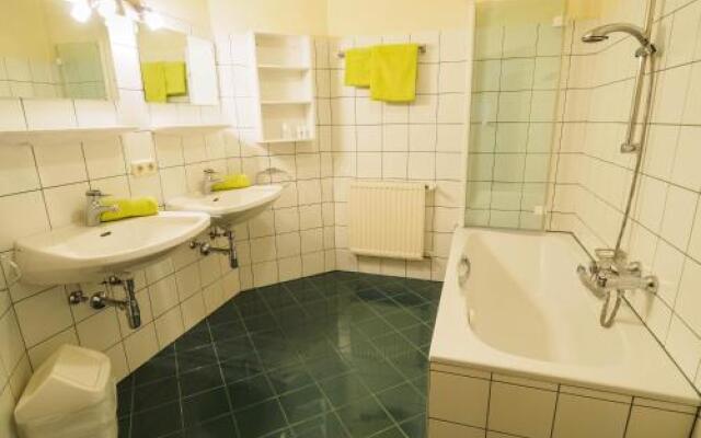 Alpina Aparthotel
