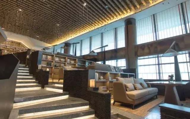 Dalian Yinxu Hot Spring Hotel