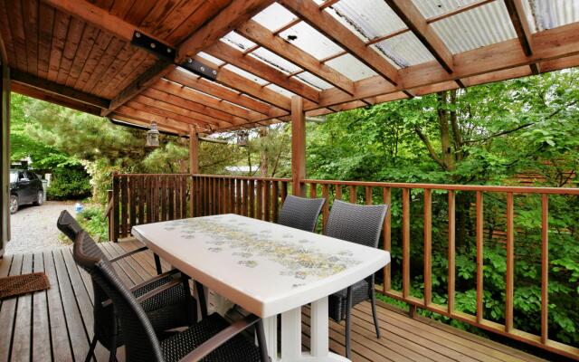 Cosy chalet in Barvaux with fenced garden