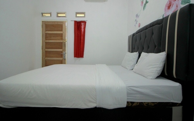 Hotel O Wisma Ria – Guest Rooms – Lubuklinggau