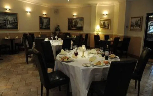 The Beveridge Park Hotel