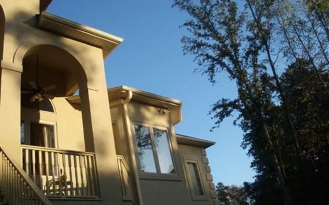 The Villa At Waters Edge
