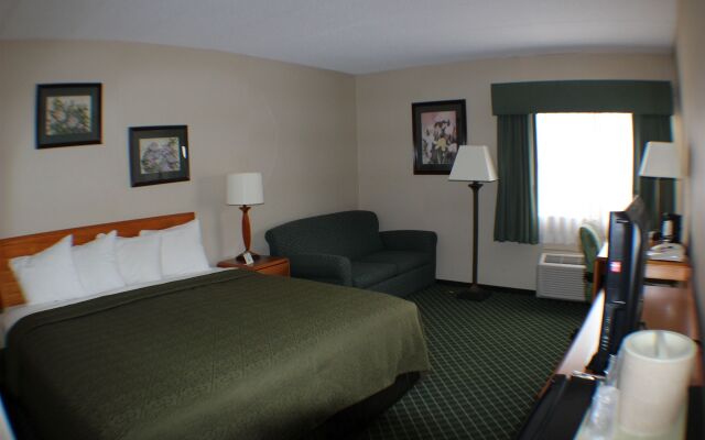 All Seasons Inn & Suites