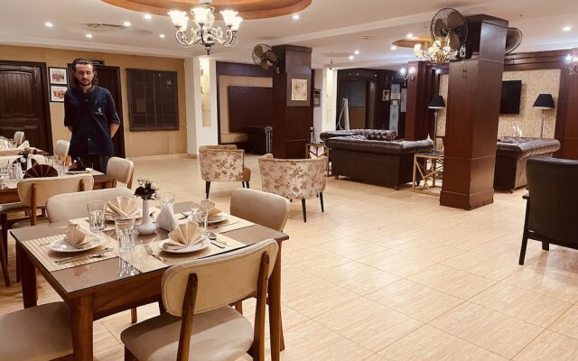 Hotel Grand Arena