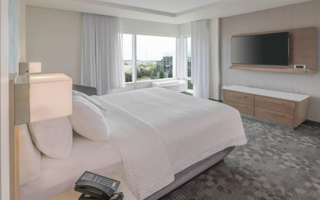 Courtyard by Marriott Burlington