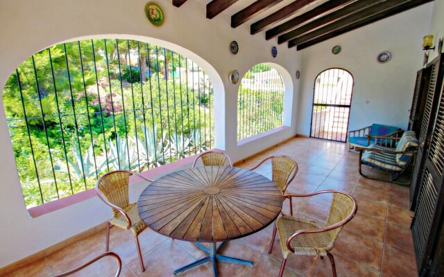 Flandes - traditionally furnished detached villa with peaceful surroundings in Benissa