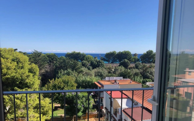 Nuria Hotel