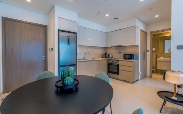 Luxury Burj Royale in the heart of Downtown