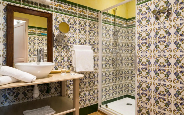 Hôtel & Spa du Domaine des Thômeaux, The Originals Relais