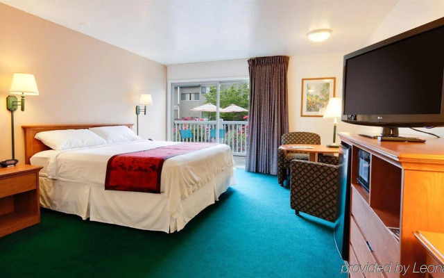 Windmill Inn of Roseburg