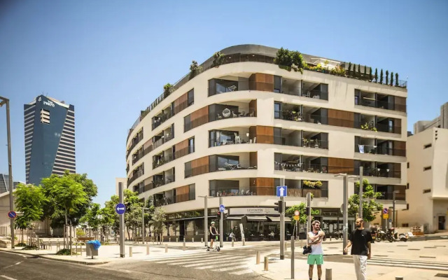 Luxury Levontin apt near Rothschild
