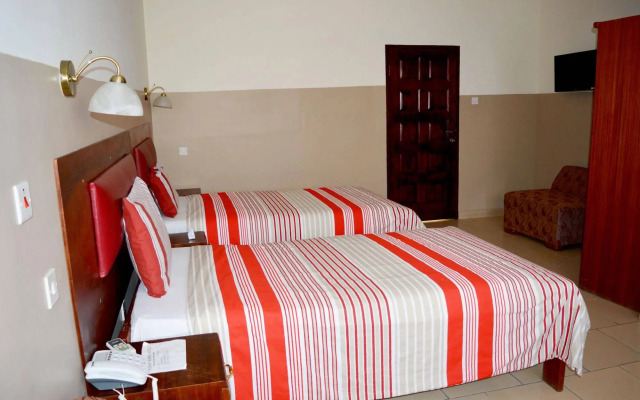Kunta Kinte Hotel