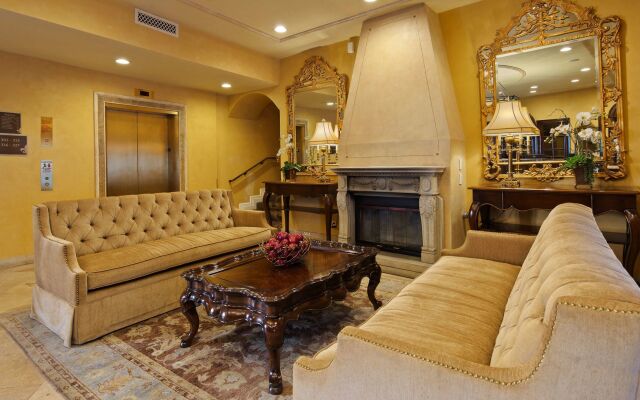 Best Western Plus Sunset Plaza Hotel